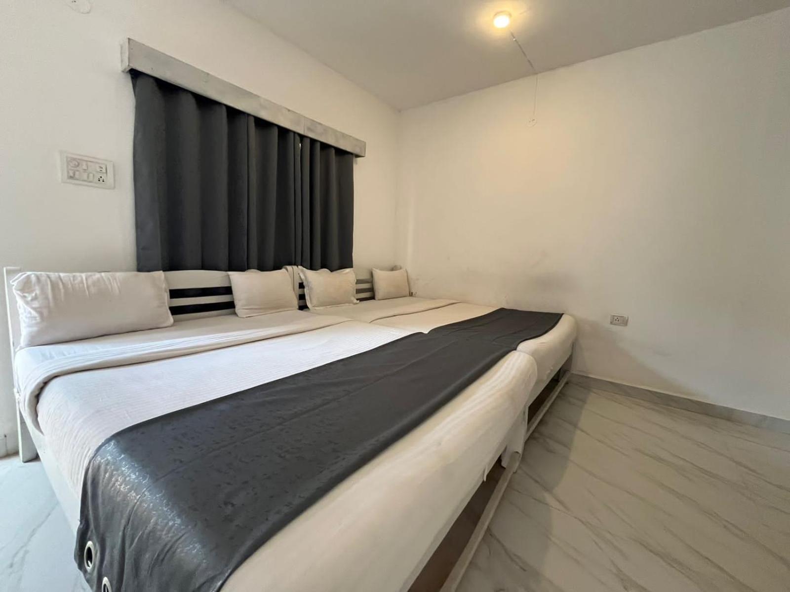 Mehar Rooms Baga Eksteriør bilde